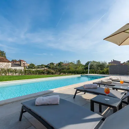 Atemberaubende Steinvila Mit Privatem Salzwasserpool Mit Bekannter Taverne Ums Eck Feriehus *